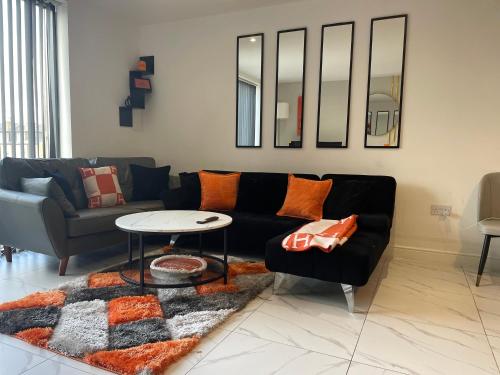 Hermes Suite- By One Leeds Road in Other