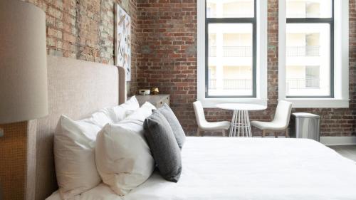 Midtown Apartments by Landing - Photo 1