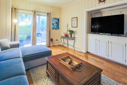 Water's Edge Water's Edge