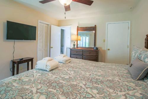 Water's Edge Water's Edge