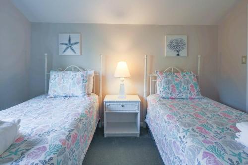 Water's Edge Water's Edge