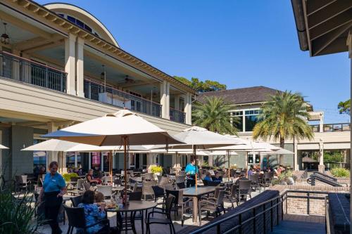 Water's Edge Water's Edge