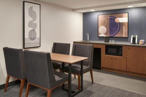 Courtyard by Marriott Toronto Markham Courtyard by Marriott Toronto Markham