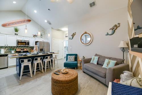 Walk to Beach Resort Townhome in Corpus Christi! in Padre Island, USA