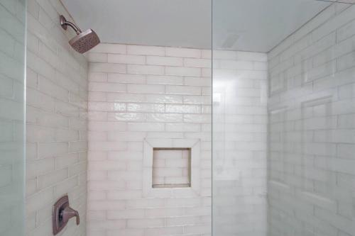 Sea Forever. Sea Forever.