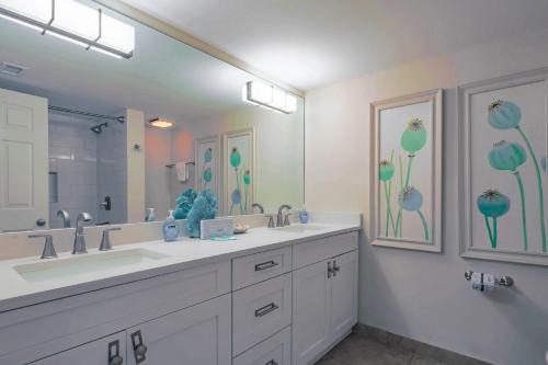 Sea Forever. Sea Forever.