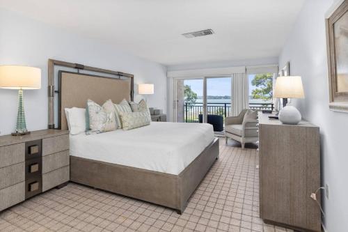 Sea Forever. Sea Forever.