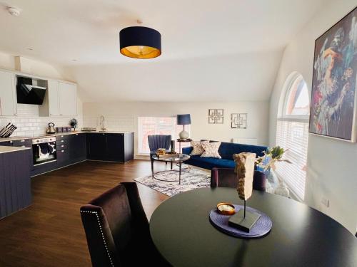 Allerton Loft - Beautiful peaceful apartment near Eton Place