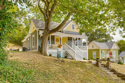 Walk Downtown: Historic Home in Excelsior Springs