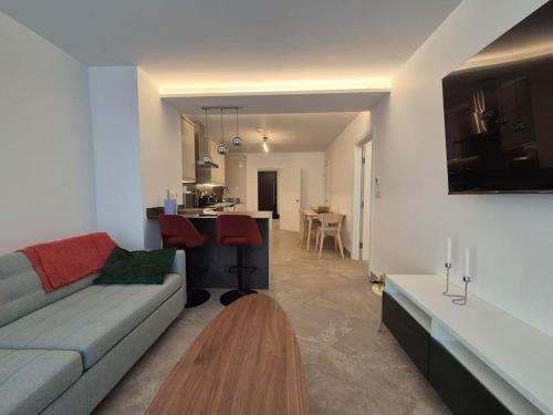 Aya's Snaresbrook Apartment