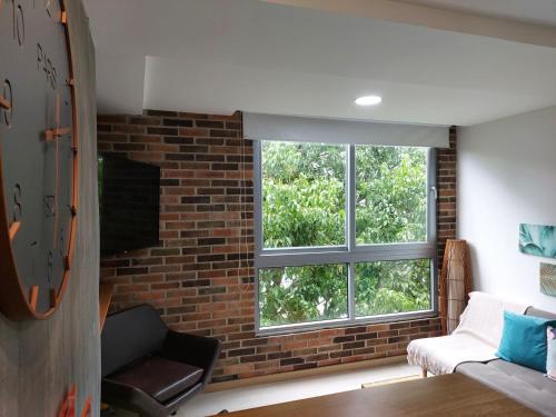 One-Bedroom Apartment image 9