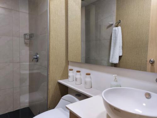 One-Bedroom Apartment image 8