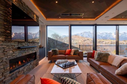 180 Park Lakefront Masterpiece - image 2