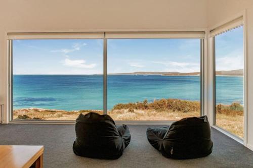 Tranquility Bay of Fires in The Gardens