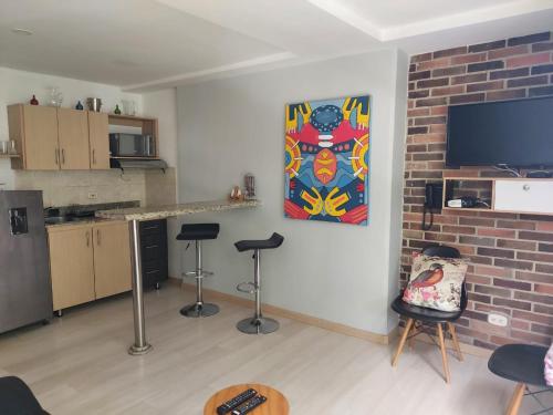 One-Bedroom Apartment image 5