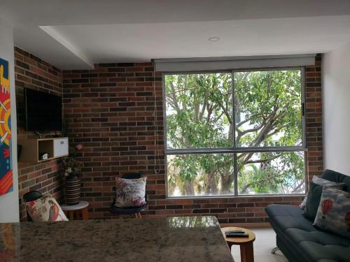 One-Bedroom Apartment image 4