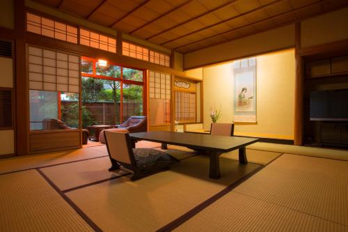 Triple Room with Garden View