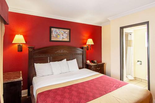 Econo Lodge Long Beach I-405 in Long Beach, USA