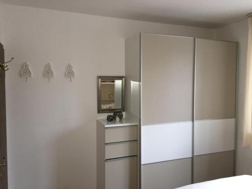 One-Bedroom Apartment (2 - 3 Adults) image 2