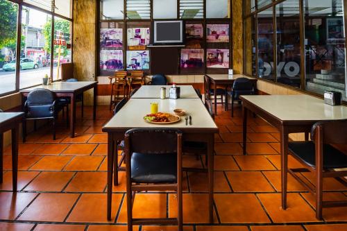 Hotel Canada, Guadalajara in Guadalajara, Mexico