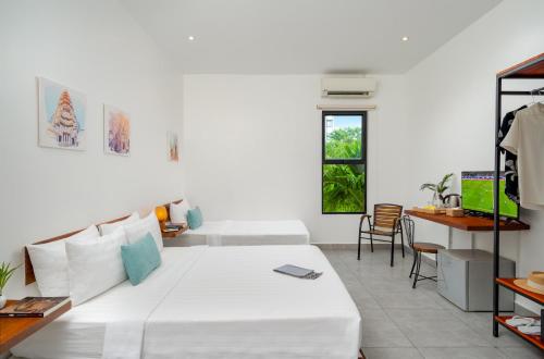 room detail thumbnail 2