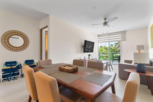 Akumal Bay With Access To The Beach 7 Rooftop Pools