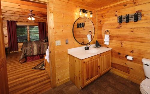 Bear Retreat・Dogs Welcome・Game Room・Hot Tub・Community Pool Access - image 8