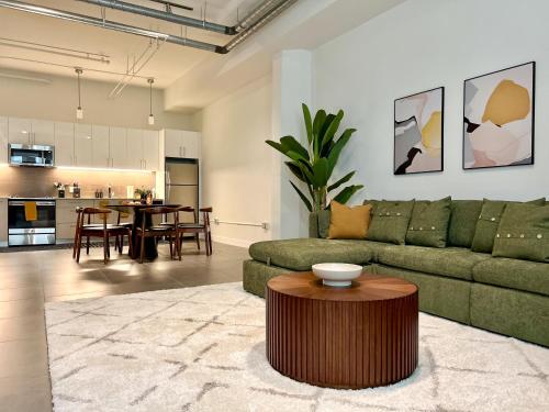 Luxury 2BR in DTLA w Jacuzzi & Rooftop Views, Los Angeles (fotografie 3)
