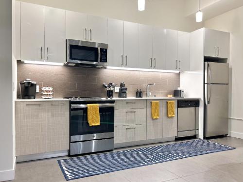 Luxury 2BR in DTLA w Jacuzzi & Rooftop Views, Los Angeles (fotografie 4)
