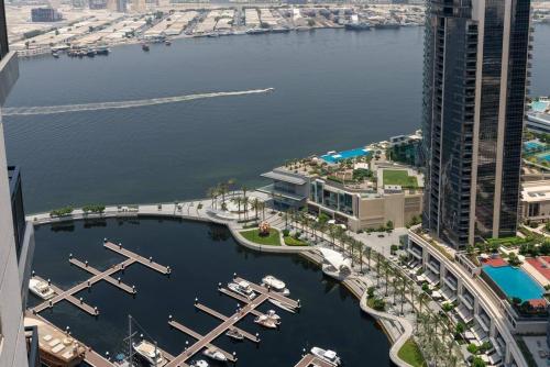 Skyline Huge 1 Bedroom Apartment Creek, Dubai (photo 4)