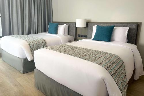 603461875 La Quinta by Wyndham Quito