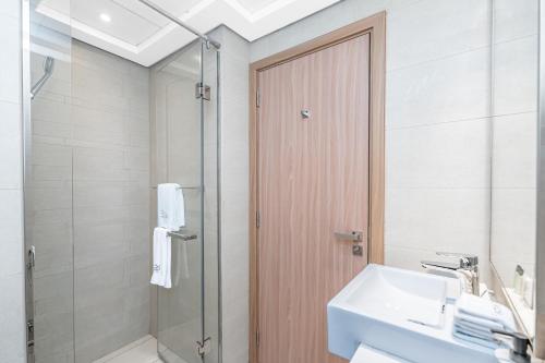Escape24 Stylish Studio Azizi Riviera 8 Meydan one Dubai, Dubai (Foto 9)