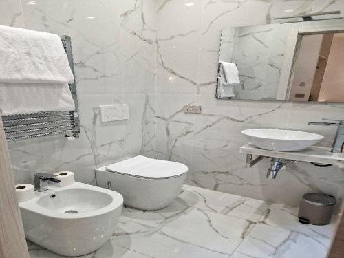 Cuma Suites, Rome (photo 8)