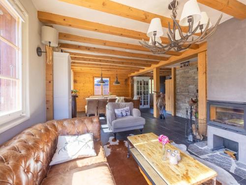 Chalet in Fiesch near Aletsch Glacier, Фиш (фото 9)