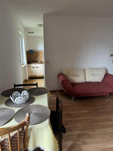 Zweizimmerwohnung mit gutem Verbindung in Lindleinsmuhle