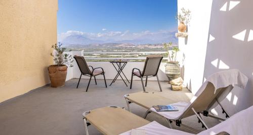 Serenity View - traditional village apartment in Moires