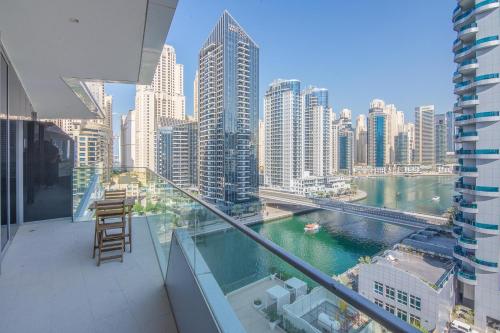 Stella Maris Dubai Marina- Luxurious 1-BR - image 13