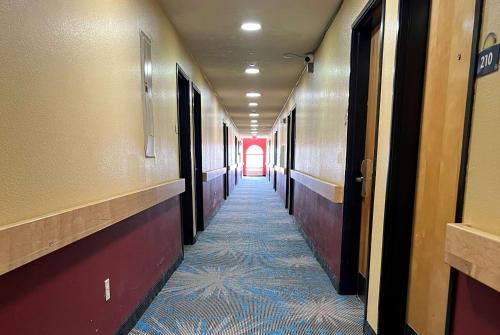 บริการและสิ่งอำนวยความสะดวก, Days Inn & Suites by Wyndham Hutchinson in ฮัตชินสัน (KS)