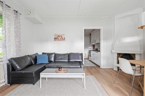 1 sofa bed
