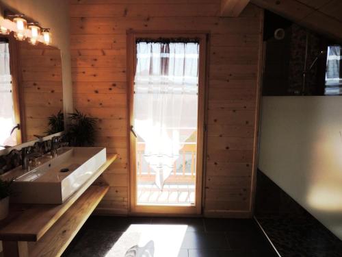 Chalet Carrer'alpes - Chalet sur les hauteurs des Gets, avec vue imprenable MAE-3401