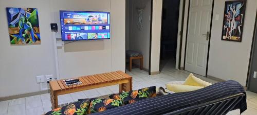 2 bedrooms, 3 beds