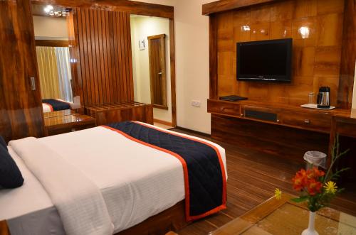 Deluxe Room image 4