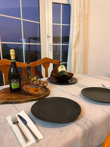 Villa Lapethos in Default city