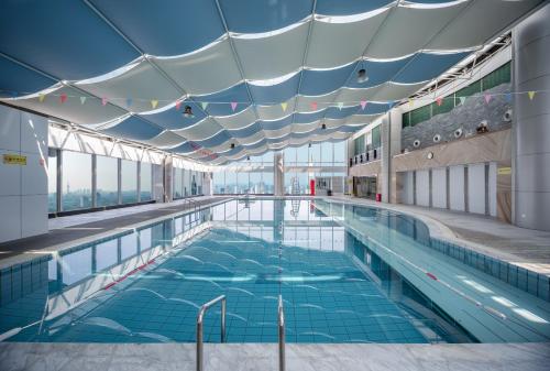 Kilátás, Suning Universal Hotel ALL-SUITES near Jiming Temple