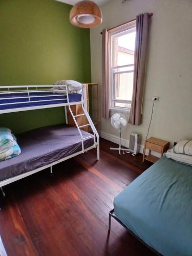 1849 Backpackers Hotel Room Type - Triple Room with Shared Bathroom