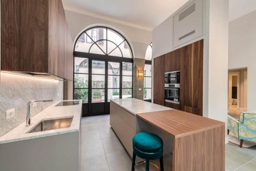 Duomo Penthouse By Geco Vacation Rentals - image 14