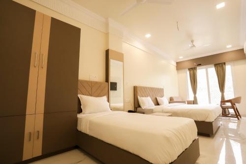 Hotel Indra Palace - image 4