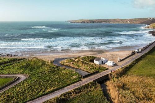 Galley View Ardfield Clonakilty in คลอเนคิลตี