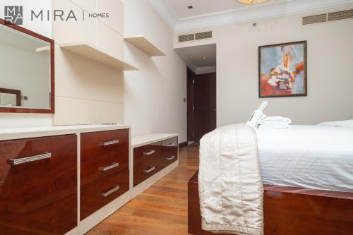 Mira Holiday Homes - Spacious 2 bedroom with patio in Palm Jumeirah, Dubái (foto 5)