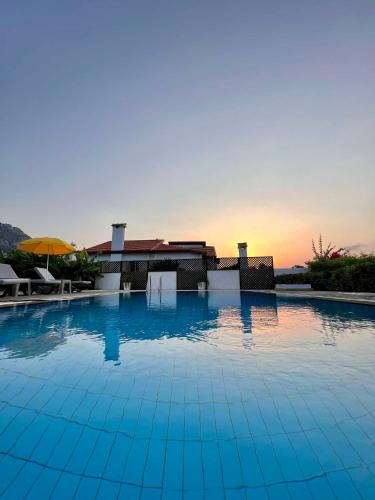 Vista exterior, Villa Lapethos in Default city